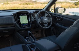 Subaru Forester 2025 cockpit
